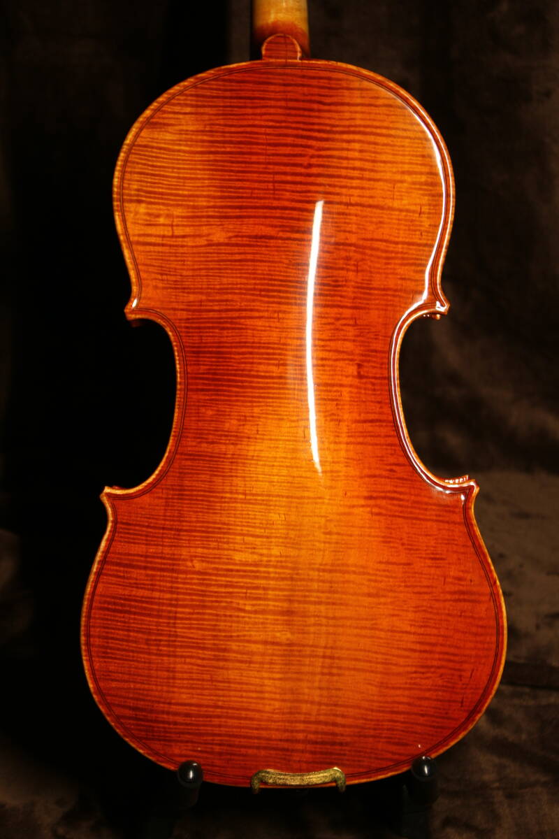 工房製 バイオリン アンティークフィニッシュ 虎杢 美麗 裏板一枚 セットの画像3