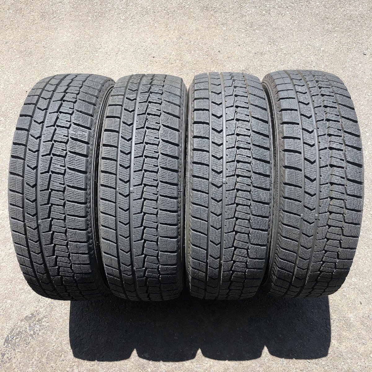 [24T00581S] 205/65R16 DUNLOP(ダンロップ) WINTER MAXX WM02 2022年製 スタッドレスタイヤ 4本セット_画像1