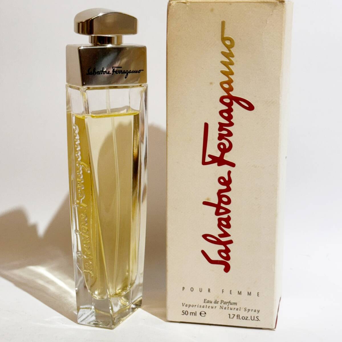  Salvatore Ferragamo * perfume set * in can to charm, in can to Bliss, in can to car in, pool fam, body lotion 