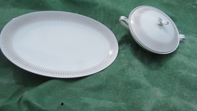 ノリタケ　Noritake　６００６　大皿　蓋付容器　オールド　ビアリッツ_画像1