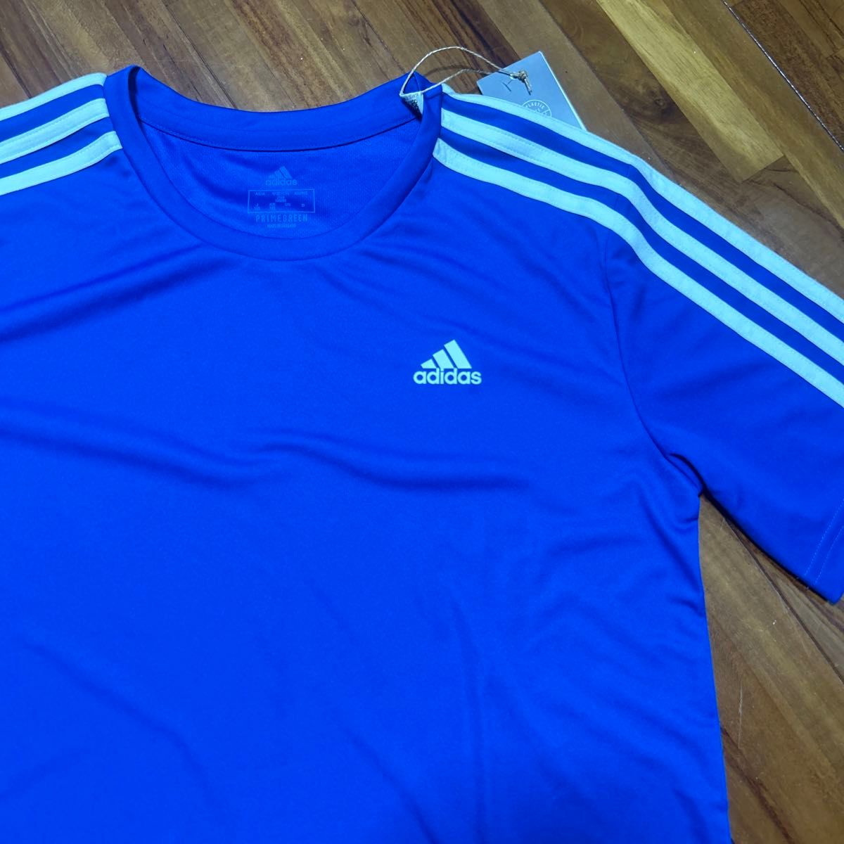 adidas 半袖 Tシャツ アディダス　160 新品タグ付き