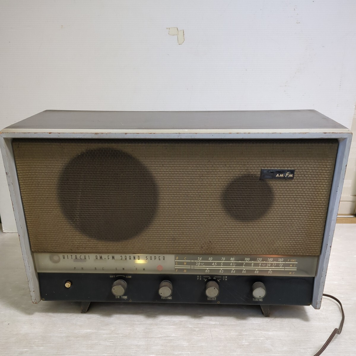  vacuum tube radio Hitachi monaF-530 3 band 