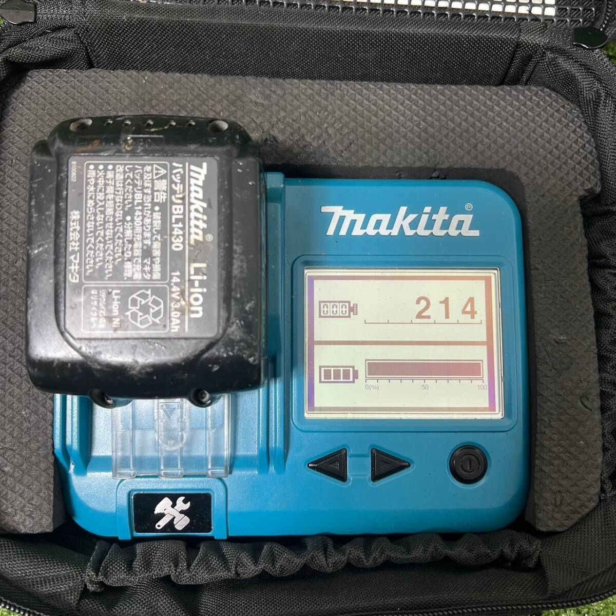 * анимация есть makita Makita заряжающийся takaST120D зарядное устройство DC18RB аккумулятор BL1430 2 шт работа хороший ..OK w0503-17