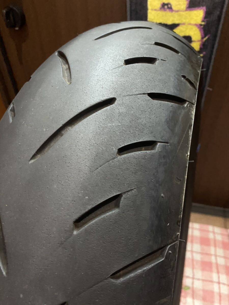 中古MCタイヤ DUNLOP SPORTMAX GPR-300 180/55ZR17 ダンロップ スポーツマックス 180 55 17 1620 K4805_画像2