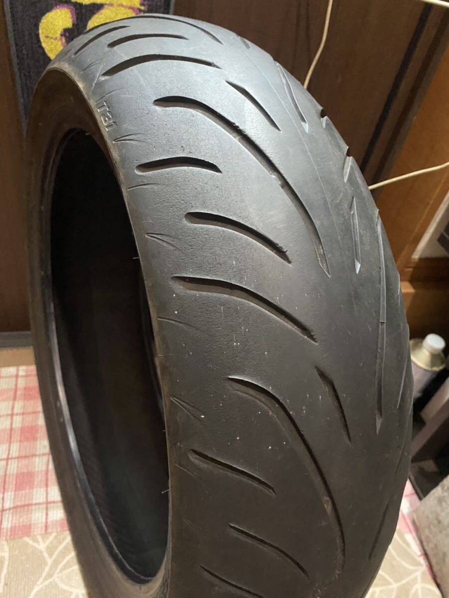 中古MCタイヤ BRIDGESTONE BATTLAX T31 180/55ZR17 バトラックス スポーツツーリング 180 55 17 1120 K4866_画像5