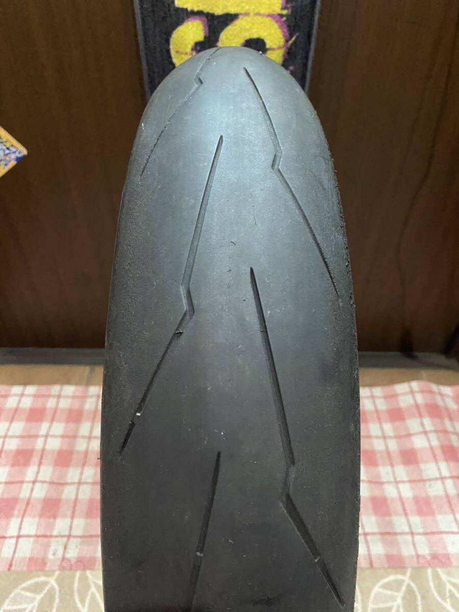 中古MCタイヤ PIRELLI DIABLO SUPERCORSA SP V3 120/70ZR17 ピレリ ディアブロ スーパーコルサ 120 70 17 4719 K4868（4068）_画像1