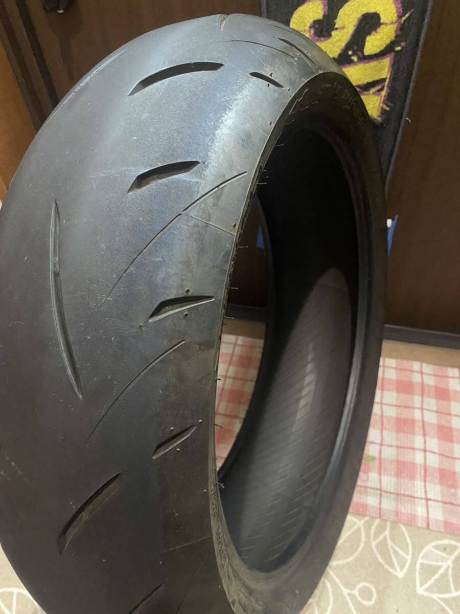 中古MCタイヤ 2022年製造 DUNLOP SPORTMAX ROADSPORT2 190/50ZR17 スポーツマックス ロードスポーツ2 190 50 17 5022 K4873_画像4