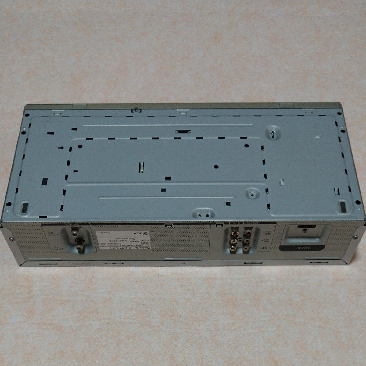 Panasonic VHSビデオデッキ　NV-HV60  リモコン付
