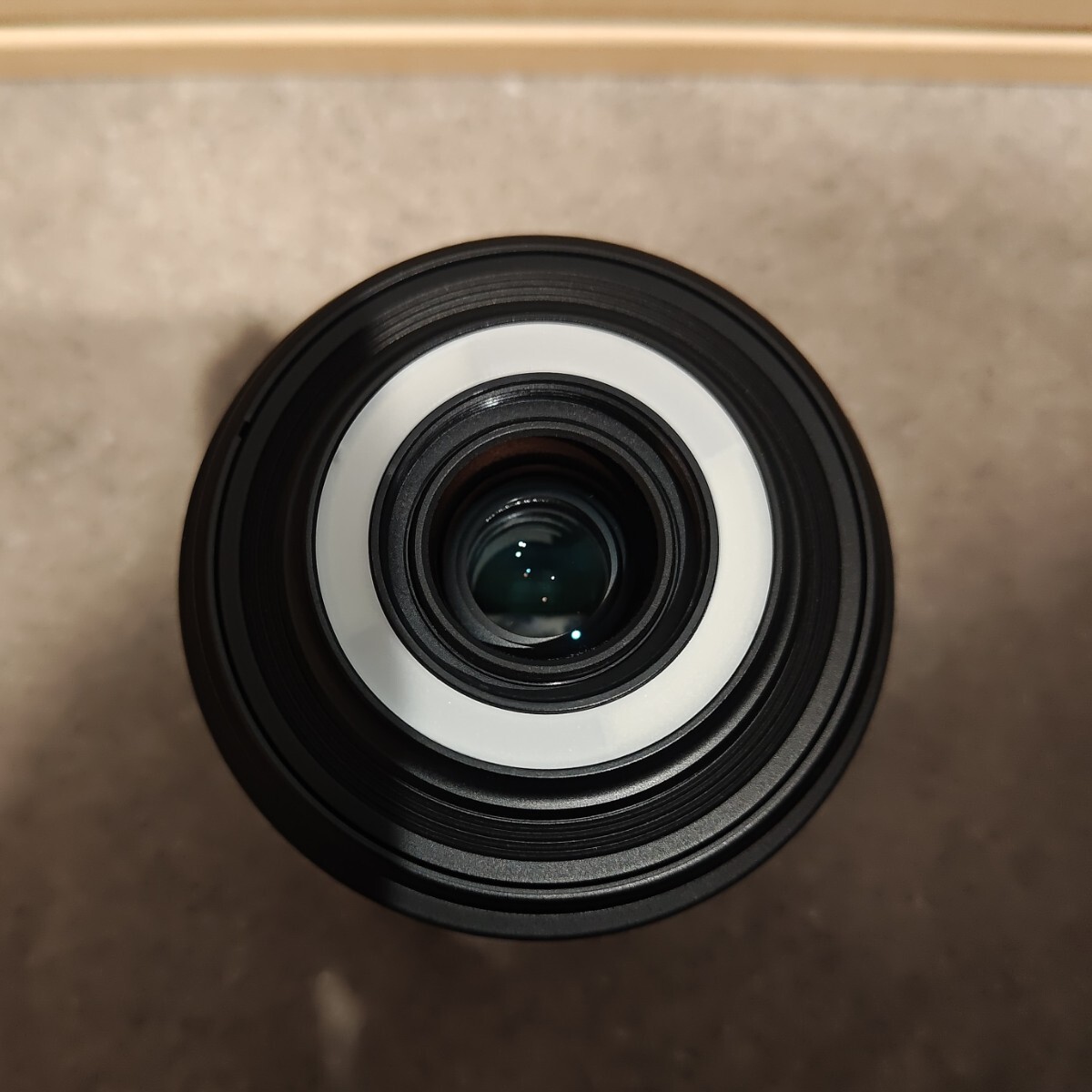 Canon EF-S35mm F2.8 Macro IS STMの画像3