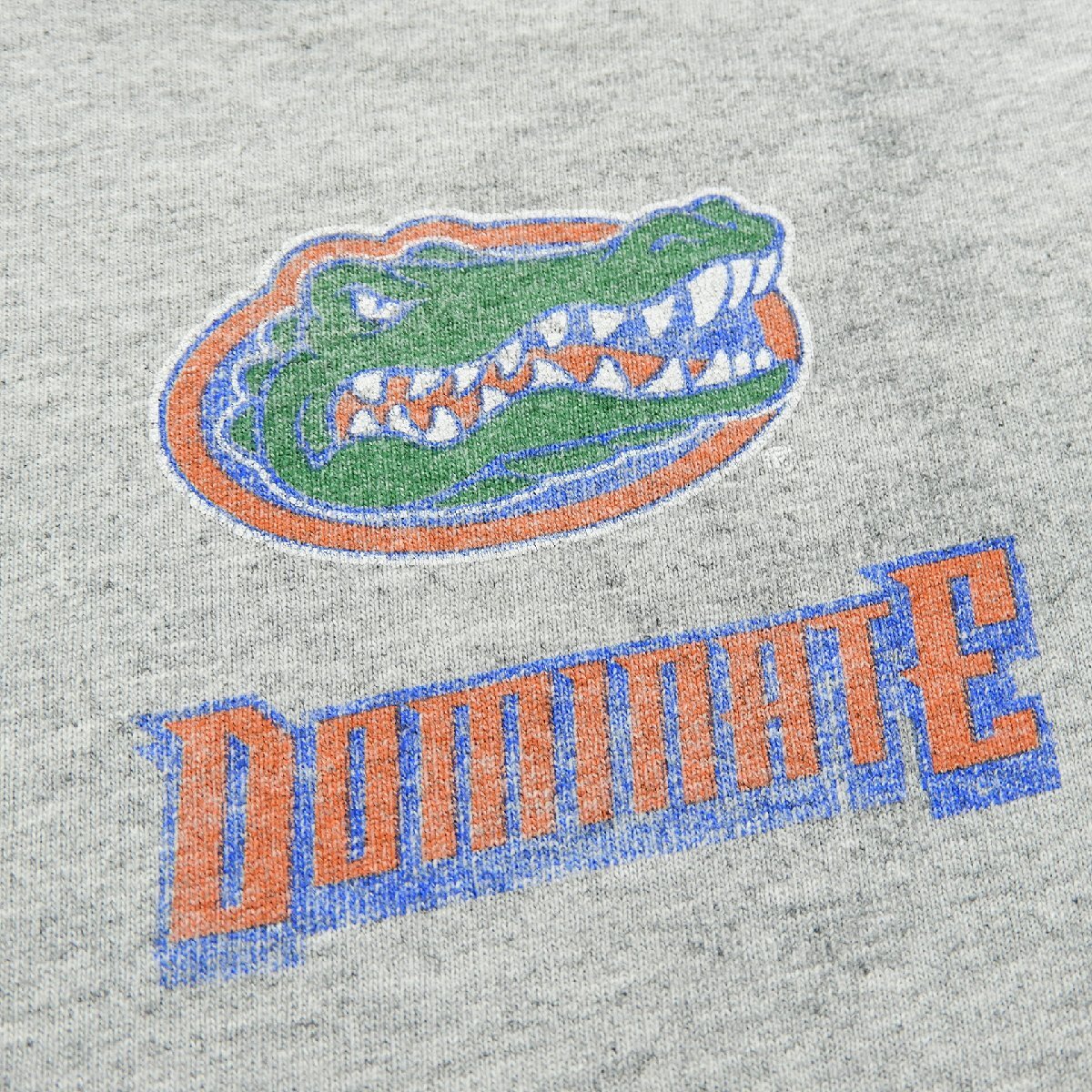 FLORIDA GATORS フロリダゲーターズ DOMINATE 半袖Tシャツ Size XL #19127 送料360円 KNIGHTS APPAREL アメカジ フロリダ大学 Tee 古着_画像4