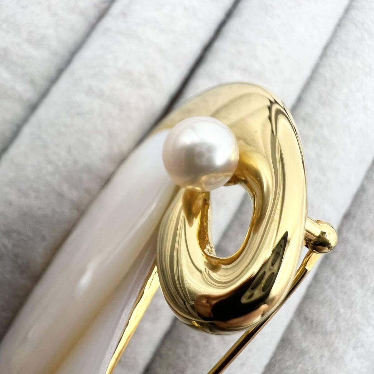 TASAKI 田崎真珠 スワン あこや マザーオブパール ブローチ TASAKI 田崎真珠 スワン あこや マザーオブパール ブローチ