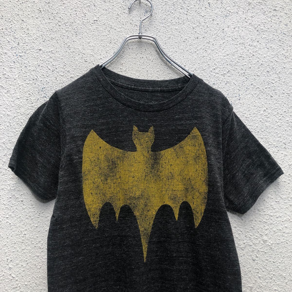 batman 半袖 プリント Tシャツ バットマン S ダークグレー ロゴ クルーネック 古着卸 アメリカ仕入 a605-6463_画像2