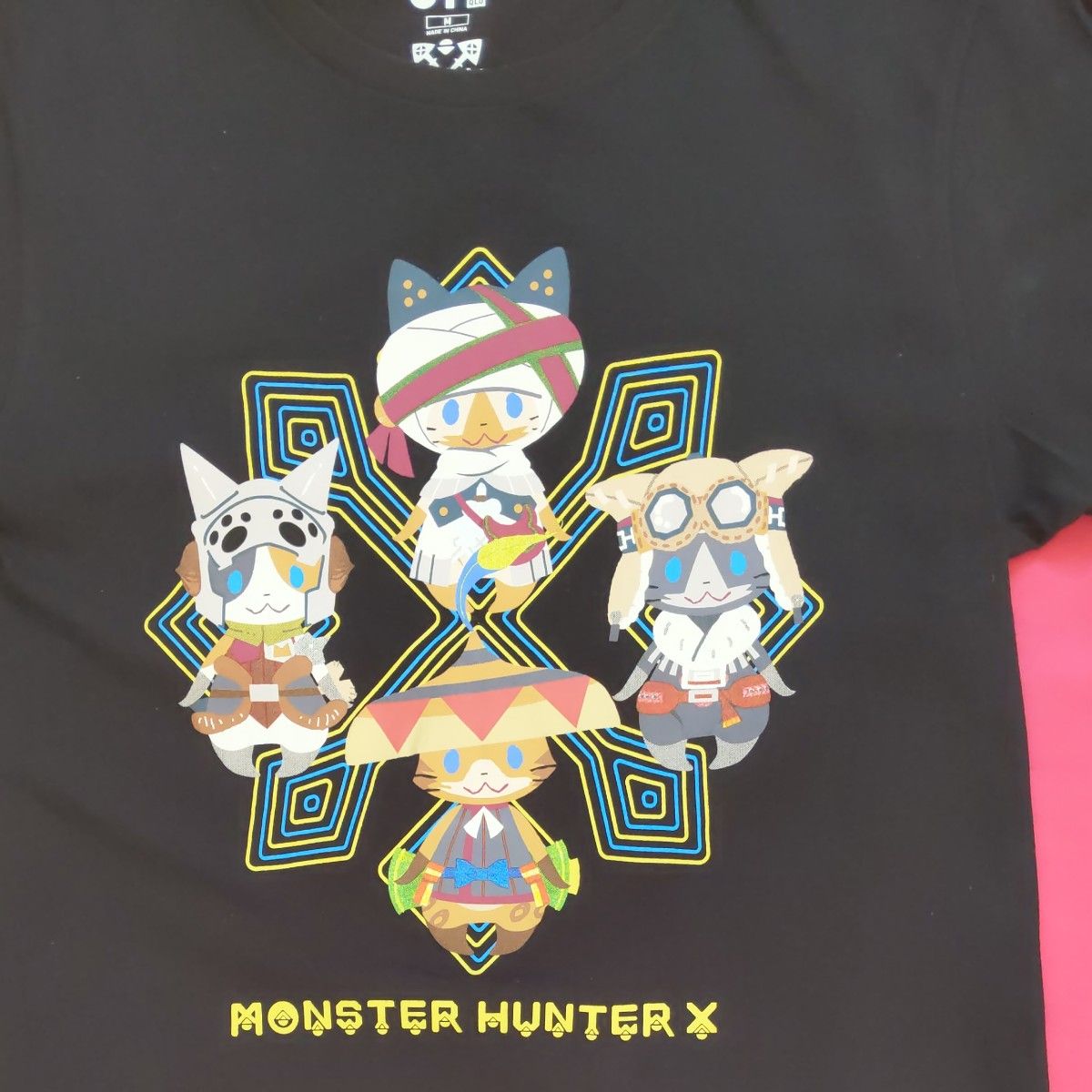 半袖Tシャツ　ユニクロUTモンハンコラボ、アイルー Tシャツ