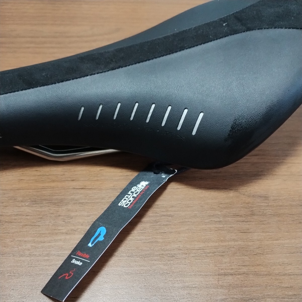  saddle Fizik have one