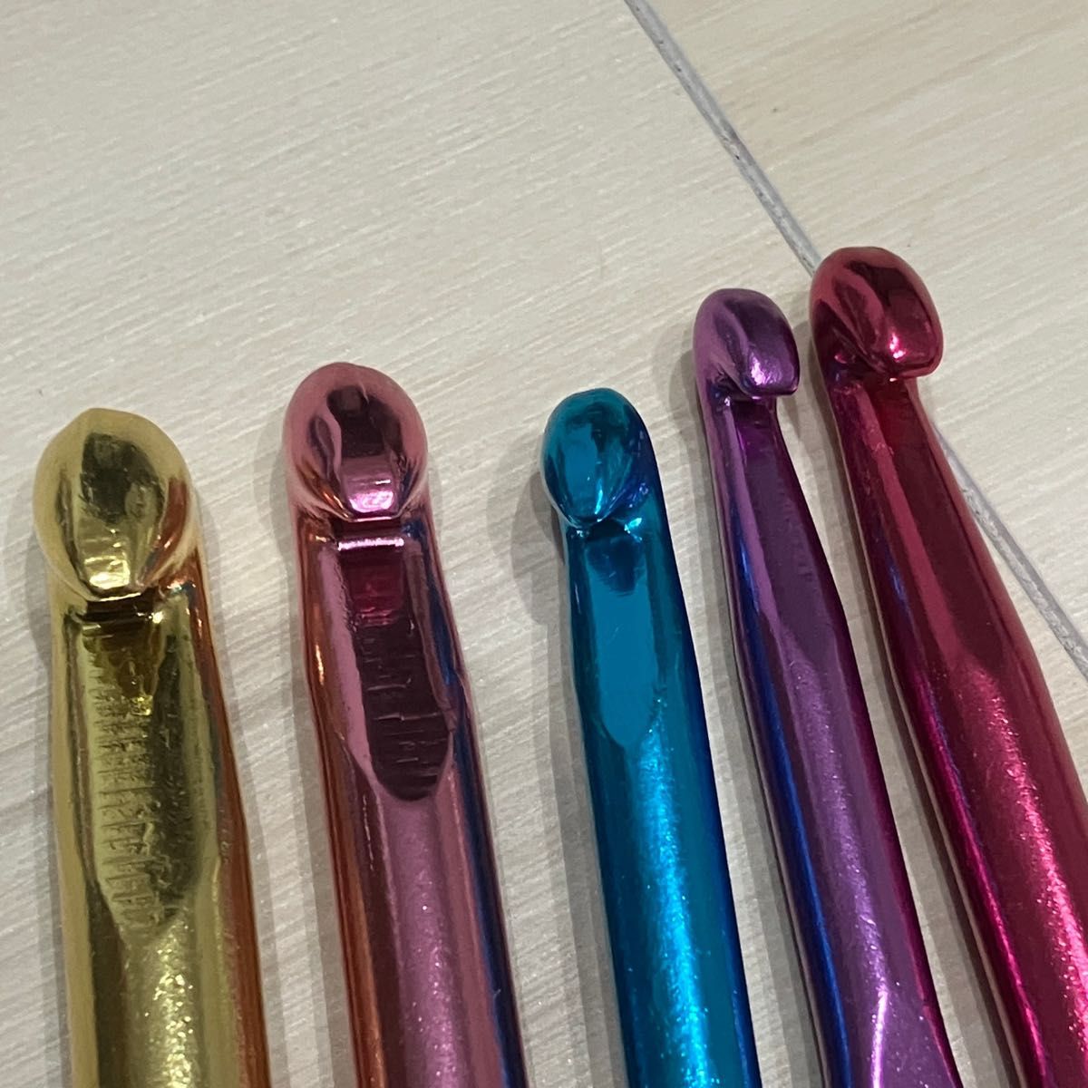 かぎ針 編み カラフル 5種 6.5〜10mm 道具 手芸 ハンドメイド 初心者 かぎ針編み 道具 アルミ 編み物 手芸用品