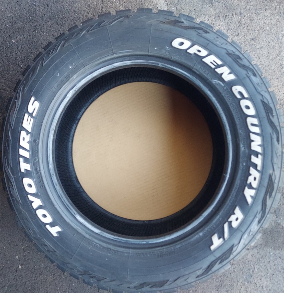 TOYO　 OPEN COUNTRY 　R/T　215/65R16 中古4本セット_画像2