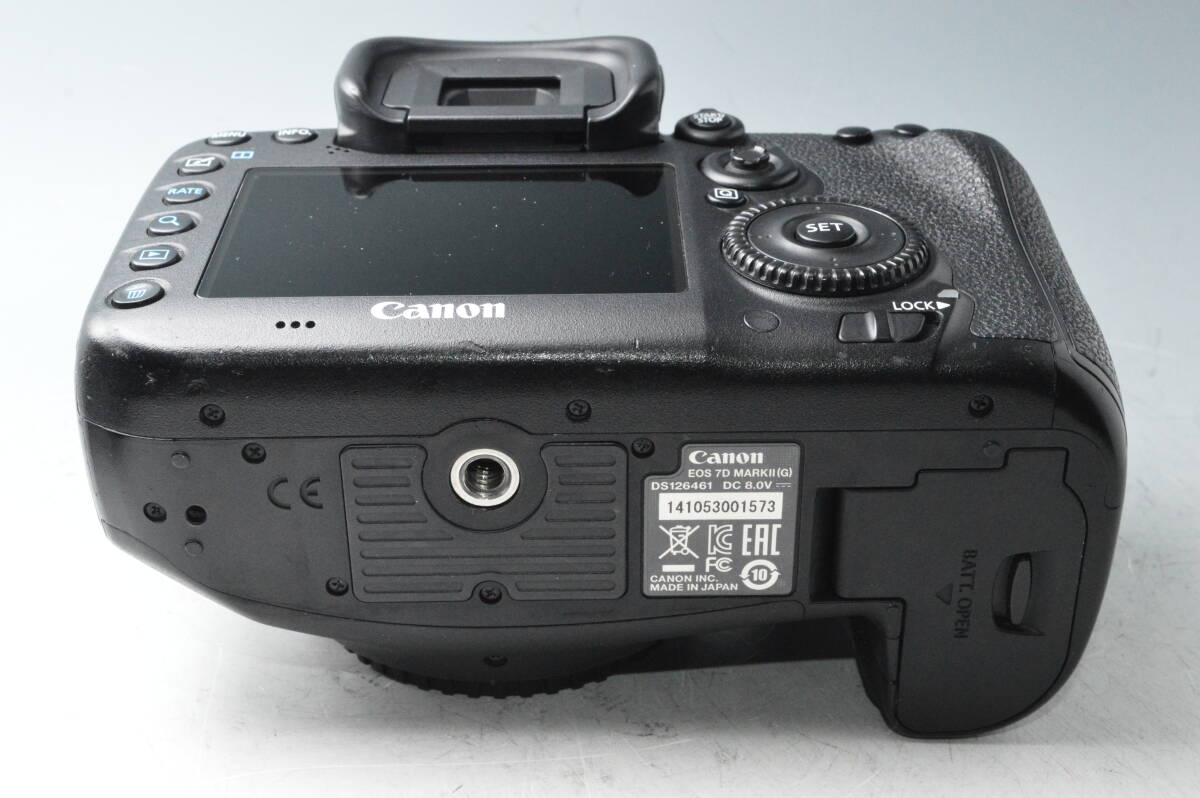 きれいな一品 キャノン CANON EOS 1DX ボディ ♯7071(EOS きれいな一品 キャノン CANON EOS 1DX ボディ ♯7071(EOS