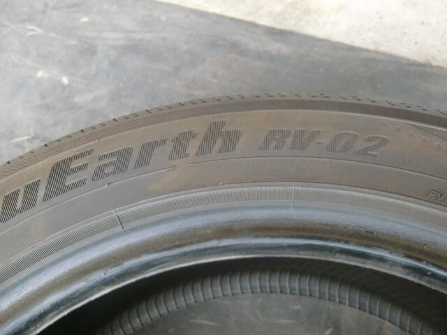 ヨコハマ　ブルーアース　RV-02　205/55R17　1本_画像3