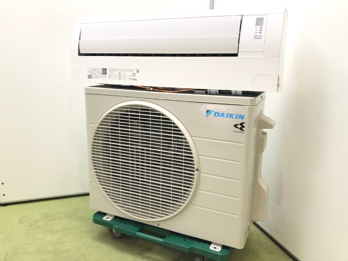 美品♪ダイキン DAIKIN エアコン おもに6畳用 6畳～9畳 2.2kW フィルター自動お掃除 水内部クリーン 空気清浄 AN22YCS-W 2021年製 YD05032N_画像2