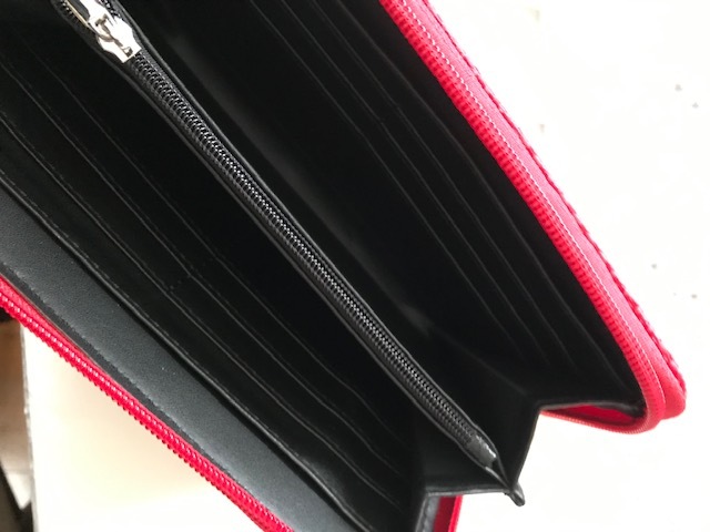 送料無料　レカロ　RECAROロゴ　目立つ赤色　財布　ワイスピ　スポコン　環状