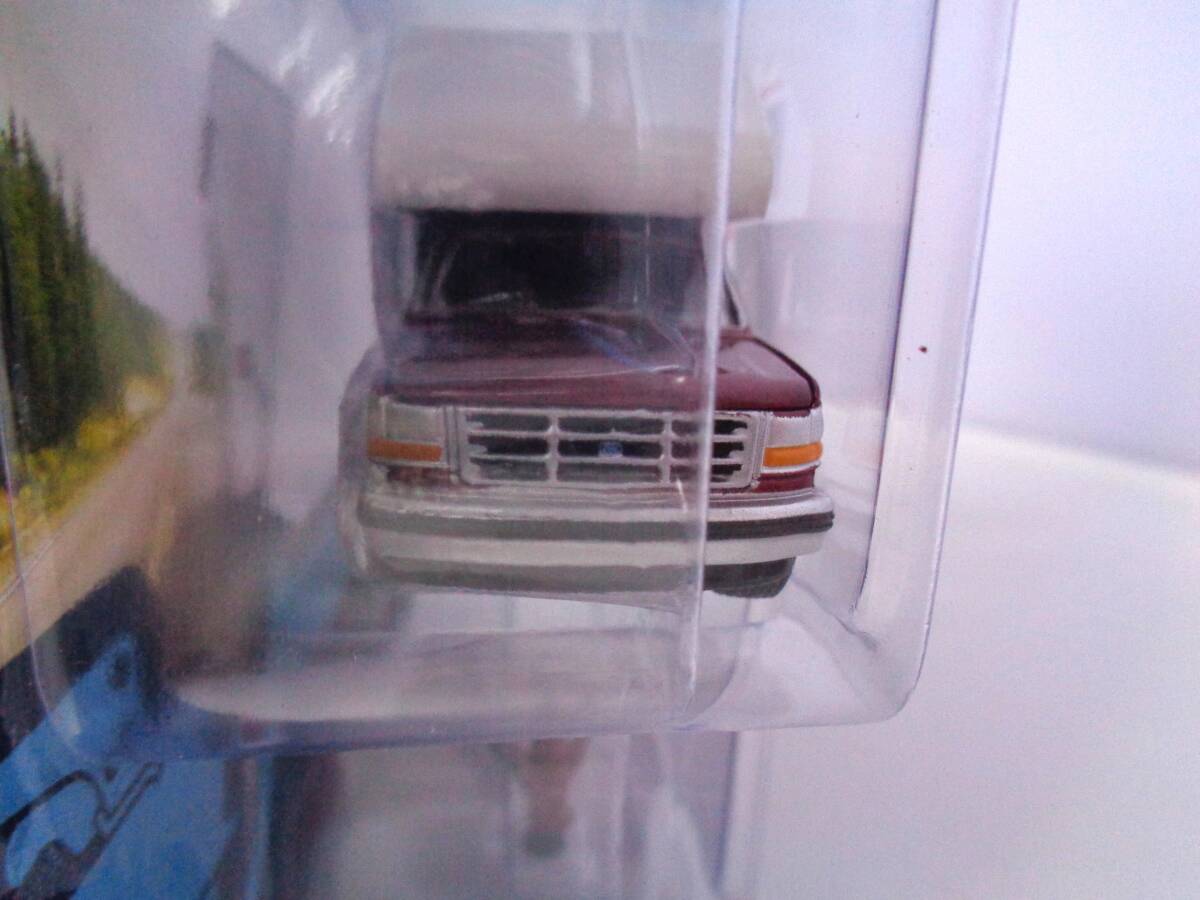 ◆JOHNNY LIGHTNING　ジョニーライトニング　1/64　1993 Ford F-150 with Camper and Open Car Trailer　フォード_画像7