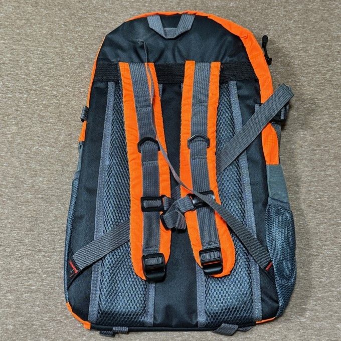 40L オレンジ リュック バックパック 登山 キャンプ アウトドア 防災 軽量