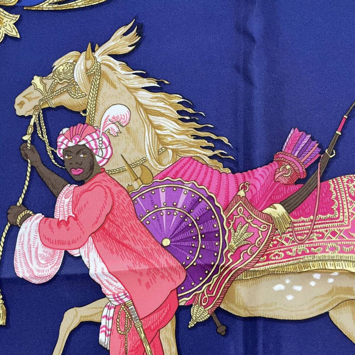 即決 HERMES エルメス スカーフ カレ90 Cheval Turc トルコの馬 即決 HERMES エルメス スカーフ カレ90 Cheval Turc トルコの馬