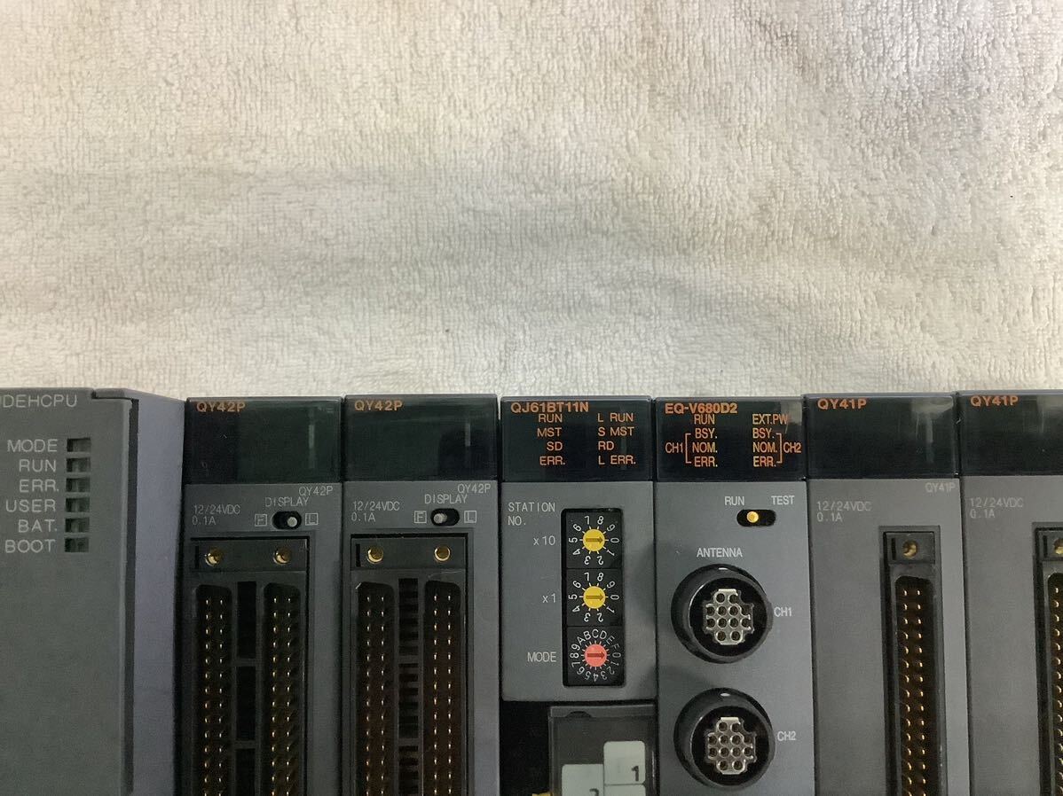 三菱MITSUBISHI MELSEC PLC Q61P,Q13UDEHCPU,QY42Px2,QJ61BT11N,EQ-V680D2,QY41Px2,Q68ADV 9ea 中古品_画像4