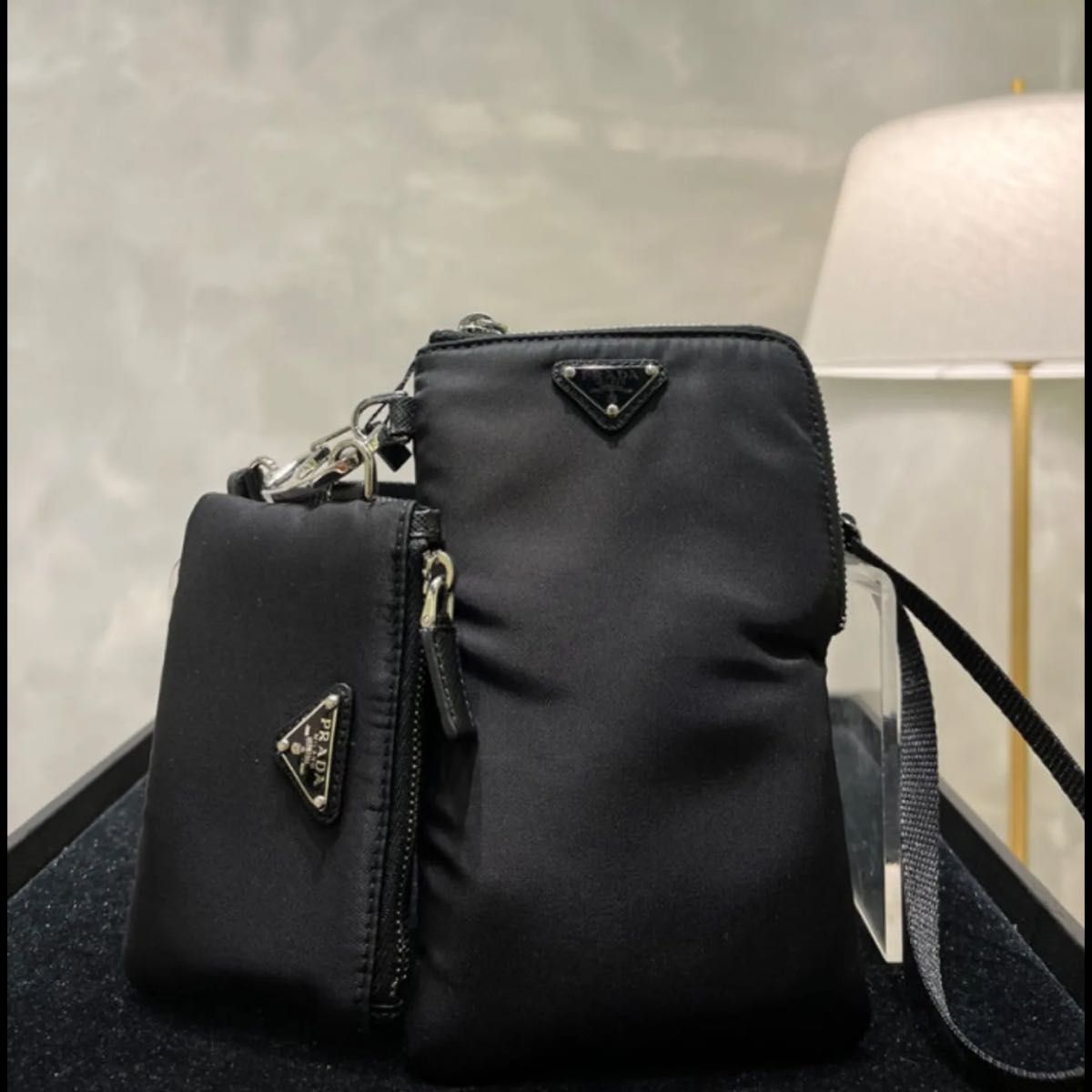 PRADA ストラップ ポーチ正規品・安全発送 プラダ ショルダー PRADA ストラップ ポーチ正規品・安全発送 プラダ ショルダー