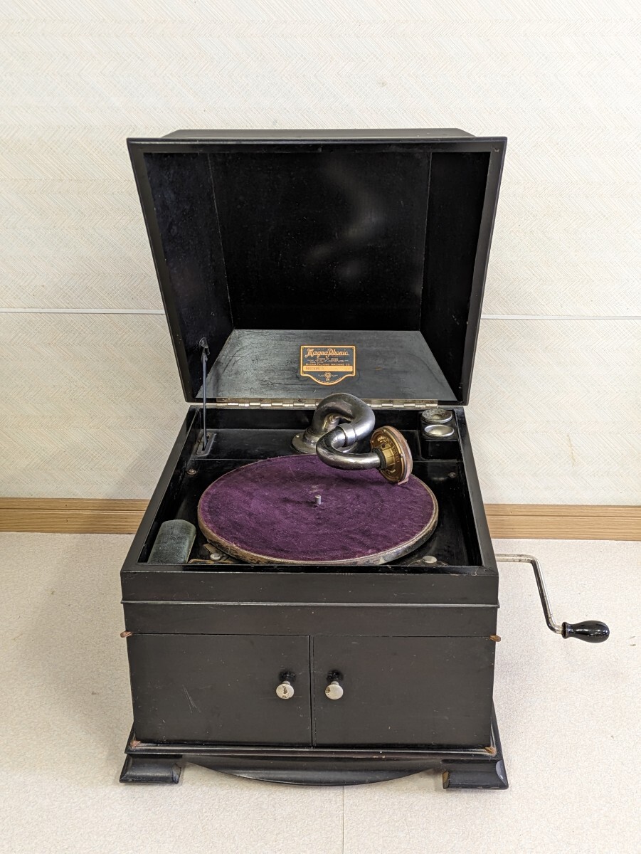 [.] gramophone MAGNA PHONIC MAGNA TALKING MACHINE hand turning gramophone antique wooden sound out has confirmed 