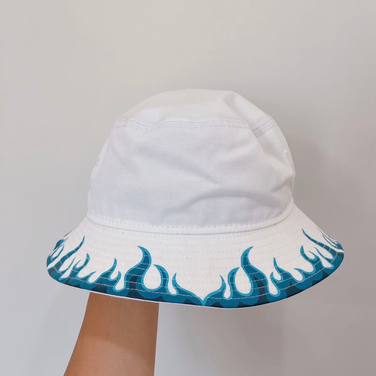 【新品タグ付き】NEWERA FIRE PATTERN BUCKET HAT