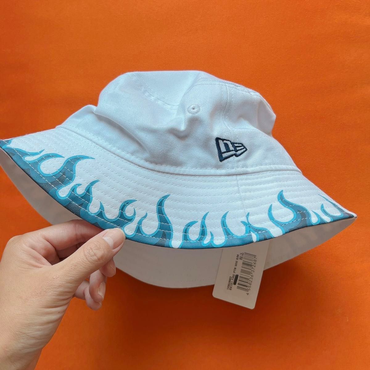 【新品タグ付き】NEWERA FIRE PATTERN BUCKET HAT