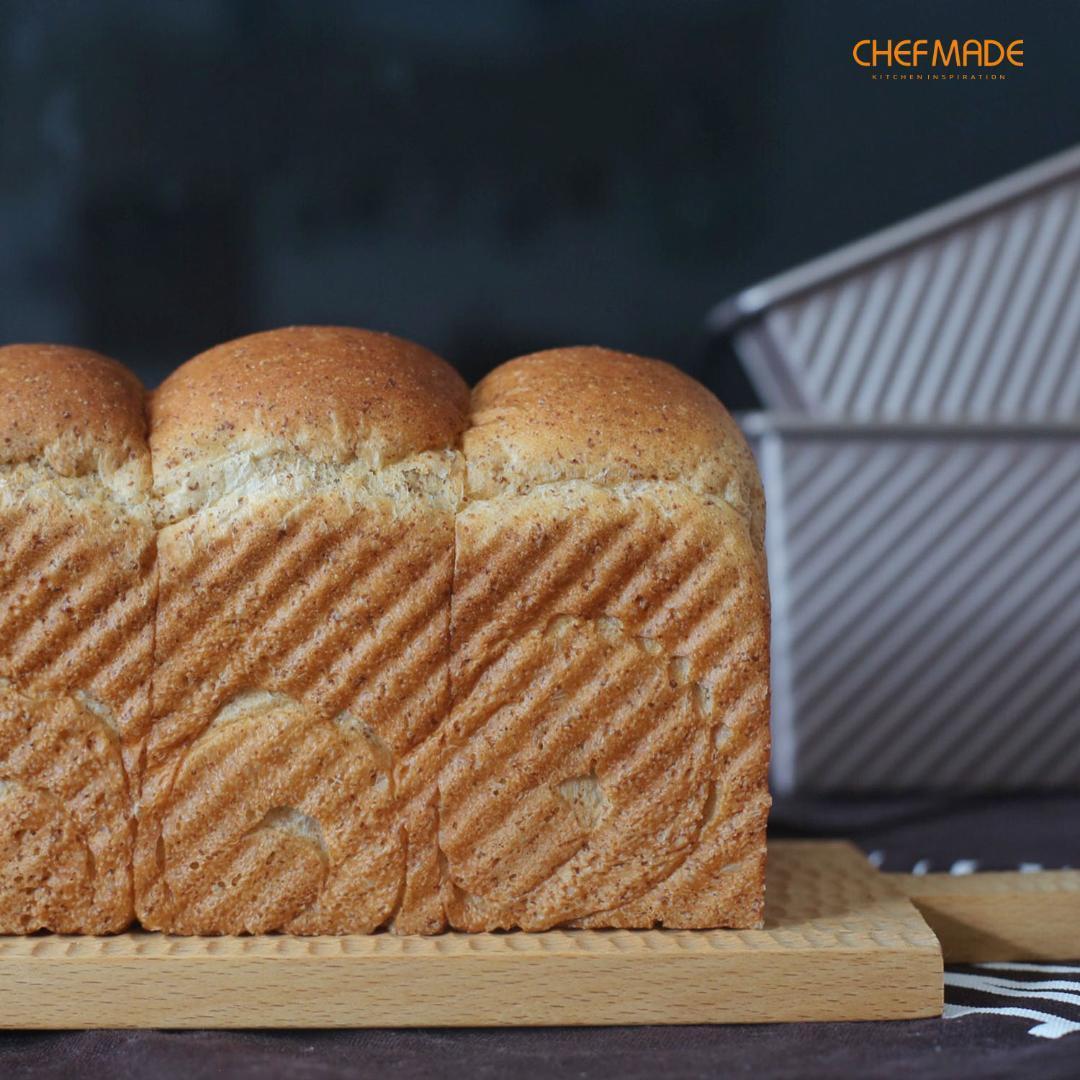 【未開封】CHEFMADE 食パン型 波紋型 蓋付き ノンスティック