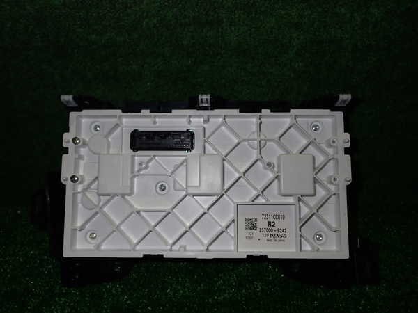 1UPJ-10776066]BRZ(86)(ZD8)エアコンスイッチ1 中古_画像2