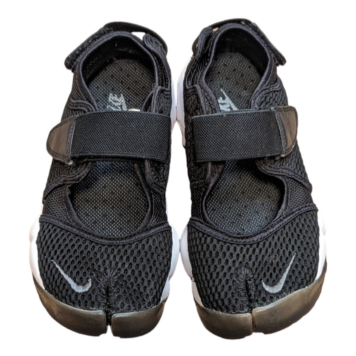 NIKE AIR RIFT ナイキ エアリフト 22cm ブラック　レディーススニーカー　NIKEスニーカー　NIKEエアリフト　NIKEサンダル_画像2