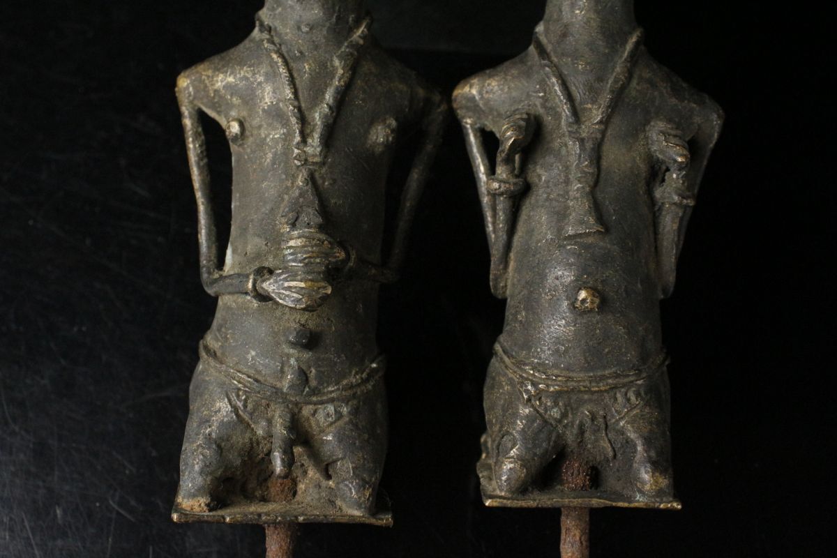 【LIG】アフリカンアンティーク ナイジェリア ヨグバ族 オグボニ 銅製 男女像 29㎝ 神像 ブロンズ 民族美術 [.U]24.4_画像5