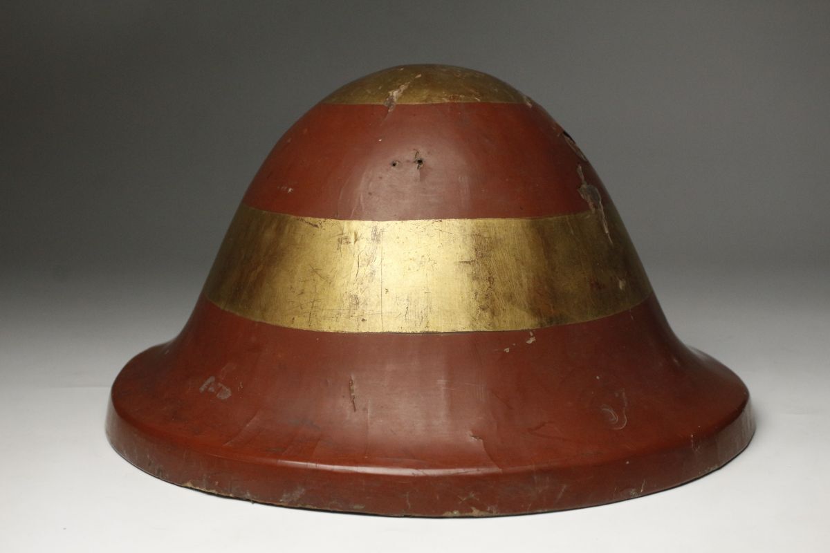 [LIG] Edo era . lacquer structure . paint gold paint ...... cap armour era armor [.QR]24.4