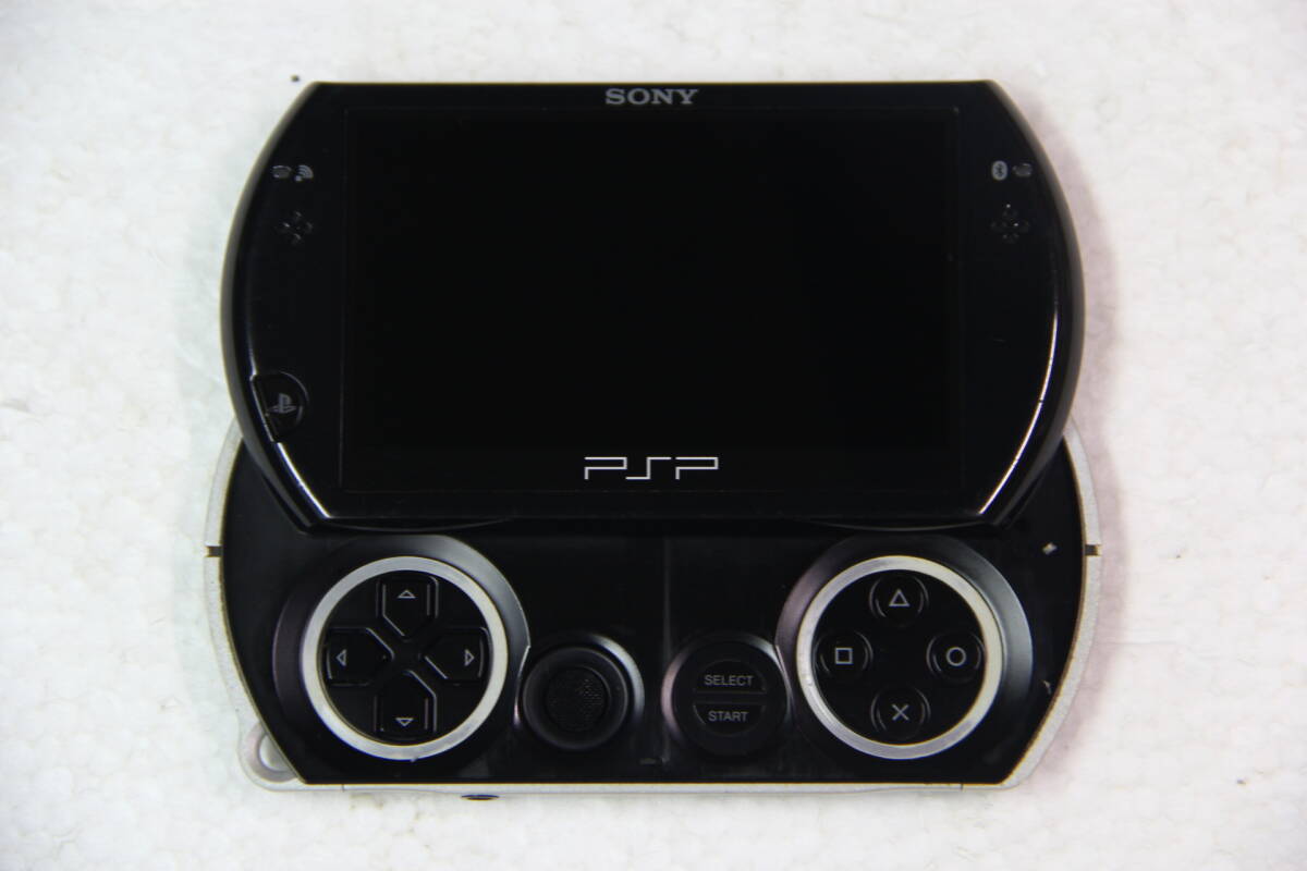 SONY PSP-GO PSP-N1000 送料無料 動作未確認のためジャンク品扱い_画像2