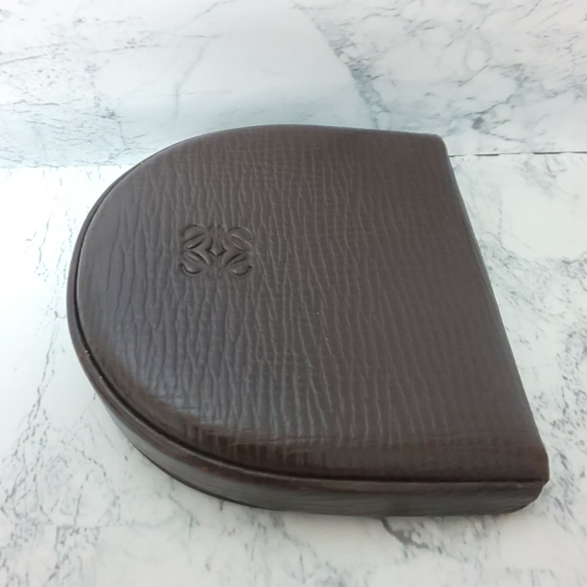 美品/希少】LOEWE ロエベ アナグラム コンパクトコインケース 美品/希少】LOEWE ロエベ アナグラム コンパクトコインケース