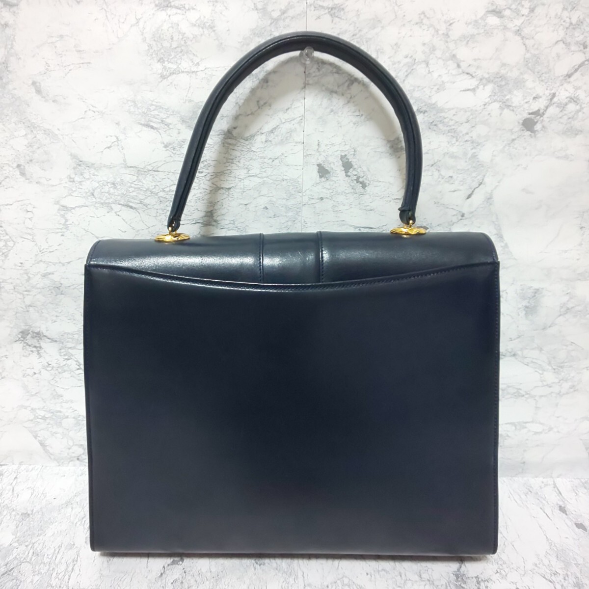 美品】WAKO 銀座和光 フォーマルハンドバッグ ツイストゴールド 美品】WAKO 銀座和光 フォーマルハンドバッグ ツイストゴールド