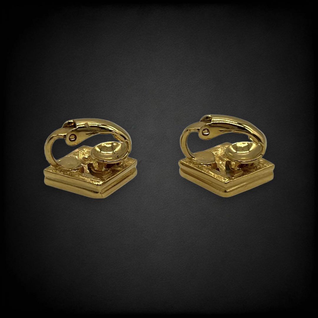 [ beautiful goods ] Givenchy GIVENCHY earrings rhinestone G Logo ear decoration Logo rhinestone biju- Vintage on goods Gold 684