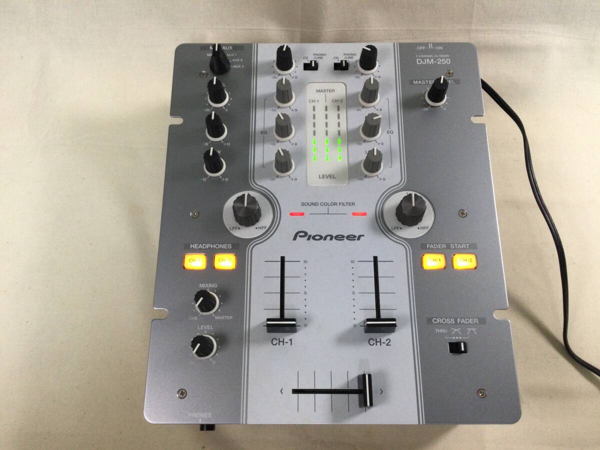 Pioneer Pioneer DJM-250 серебряный DJ миксер 