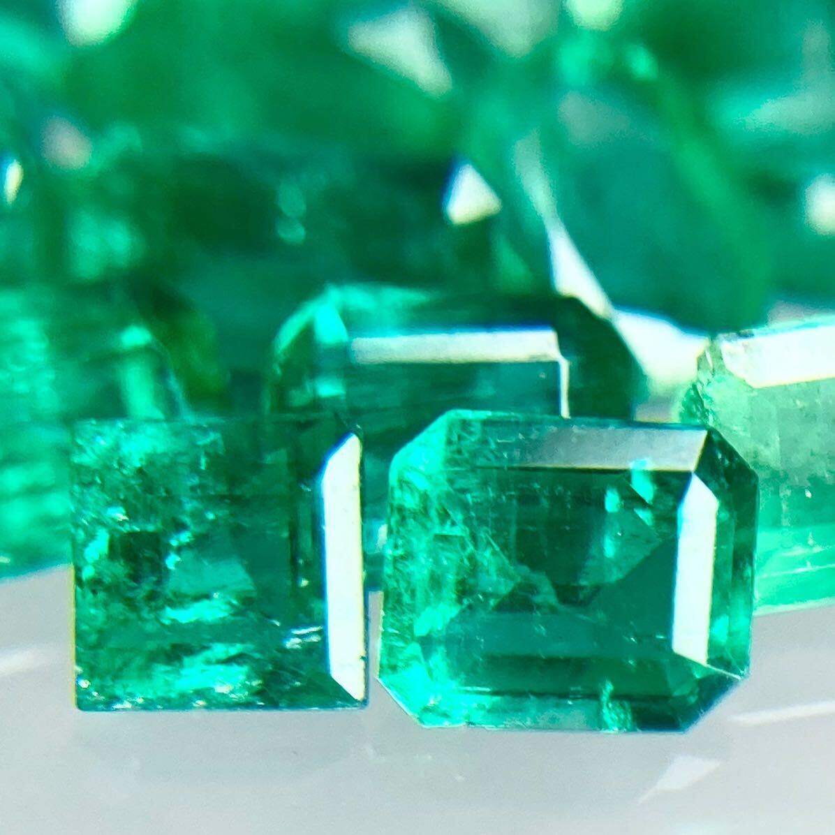 大量!!◆天然エメラルドおまとめ50ct◆m ルース 裸石 宝石 ジュエリー jewelry emerald beryl ベリル 緑玉 DI0 ①の画像2