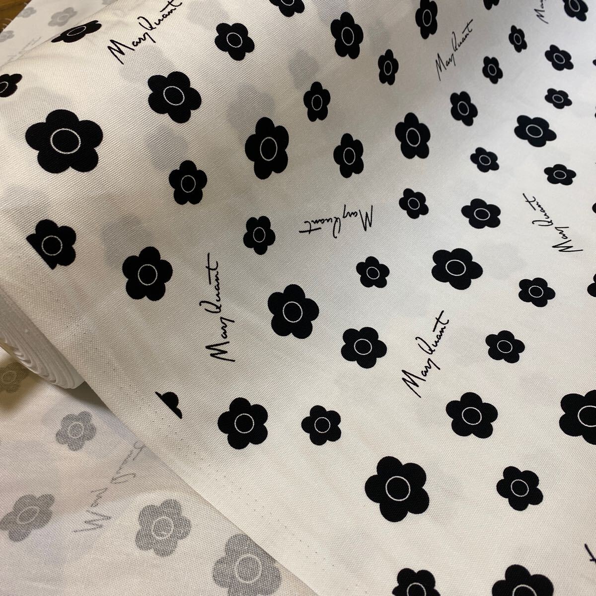 2m Mary Quant MARYQUANT daisy brand cloth is gire cloth 