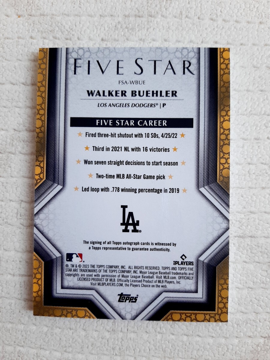 WALKER BUEHLER 直筆サインカード　auto