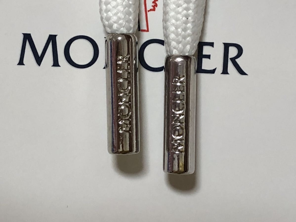 未使用 MONCLER MAGLIA CARDIGAN パーカー ホワイト系 S 正規品 未使用 MONCLER MAGLIA CARDIGAN パーカー ホワイト系 S 正規品