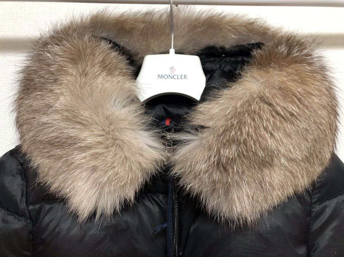 送料無料 未使用 MONCLER BOED ショートダウンジャケット 送料無料 未使用 MONCLER BOED ショートダウンジャケット