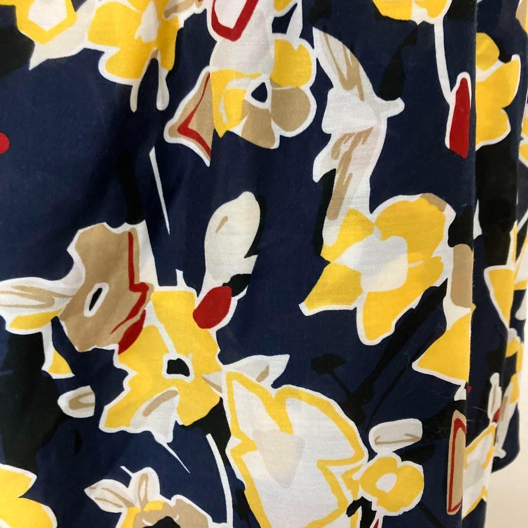 【極美品】 UNTITLED　アンタイトル　ボタニカル柄フレアスカート　花柄　フラワー　Sサイズ_画像8