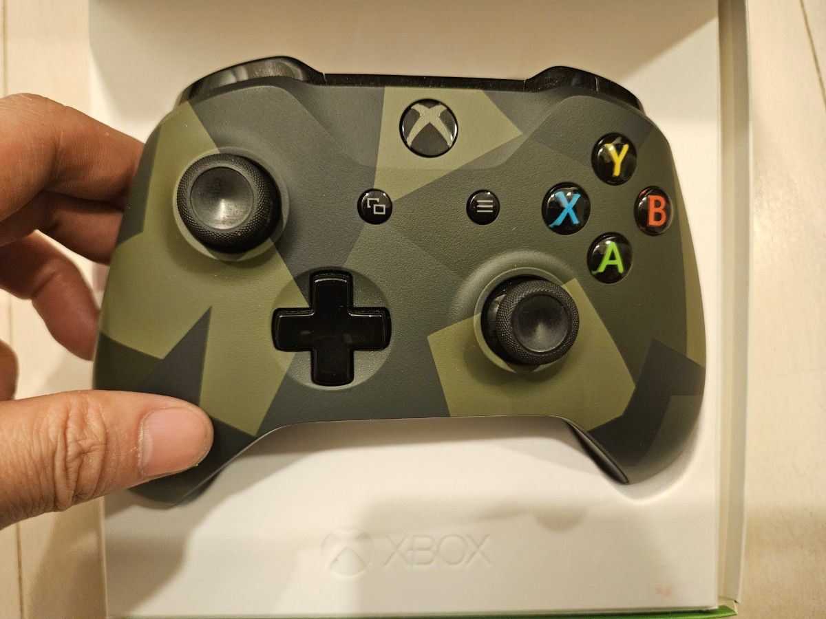 Xbox One ワイヤレス コントローラー アームドフォーセス2