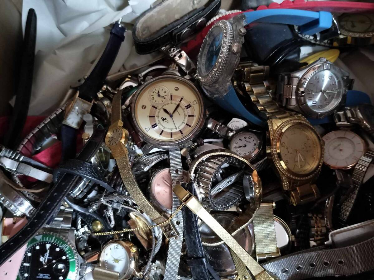 時計おまとめ 約8.5ｋｇ セイコー シチズン クォーツ オートマチック 海外メーカー などの画像9